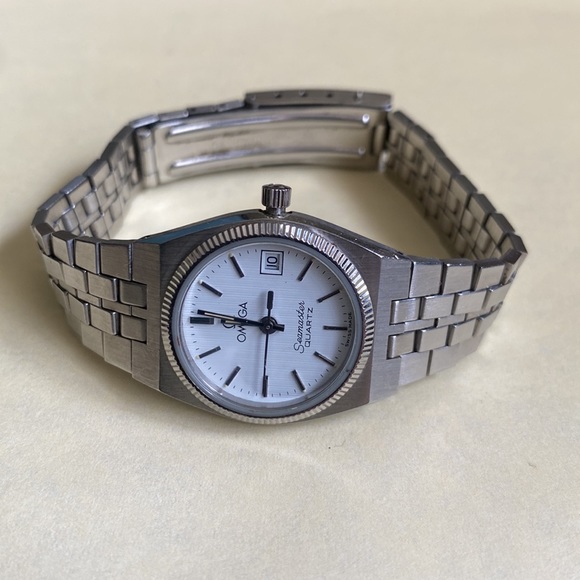 Authentic Omega Seamaster Quartz 1380 Vintage. All Stainless Steel Ladies Watch. main image 7